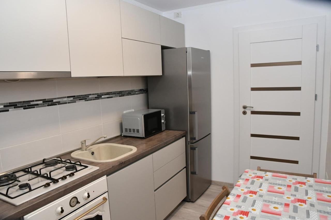 شقة Toporasi Apartament كرايوفا المظهر الخارجي الصورة